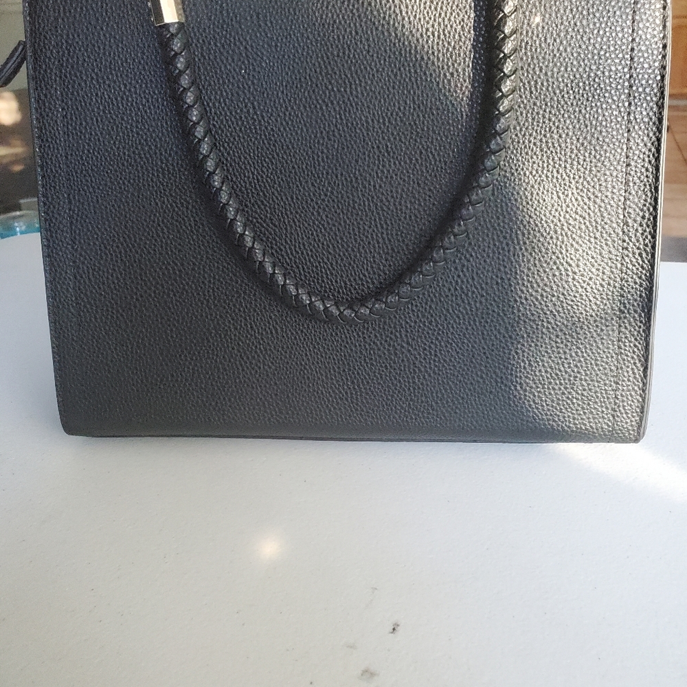 BEBE SATCHEL - Picture 6 of 7